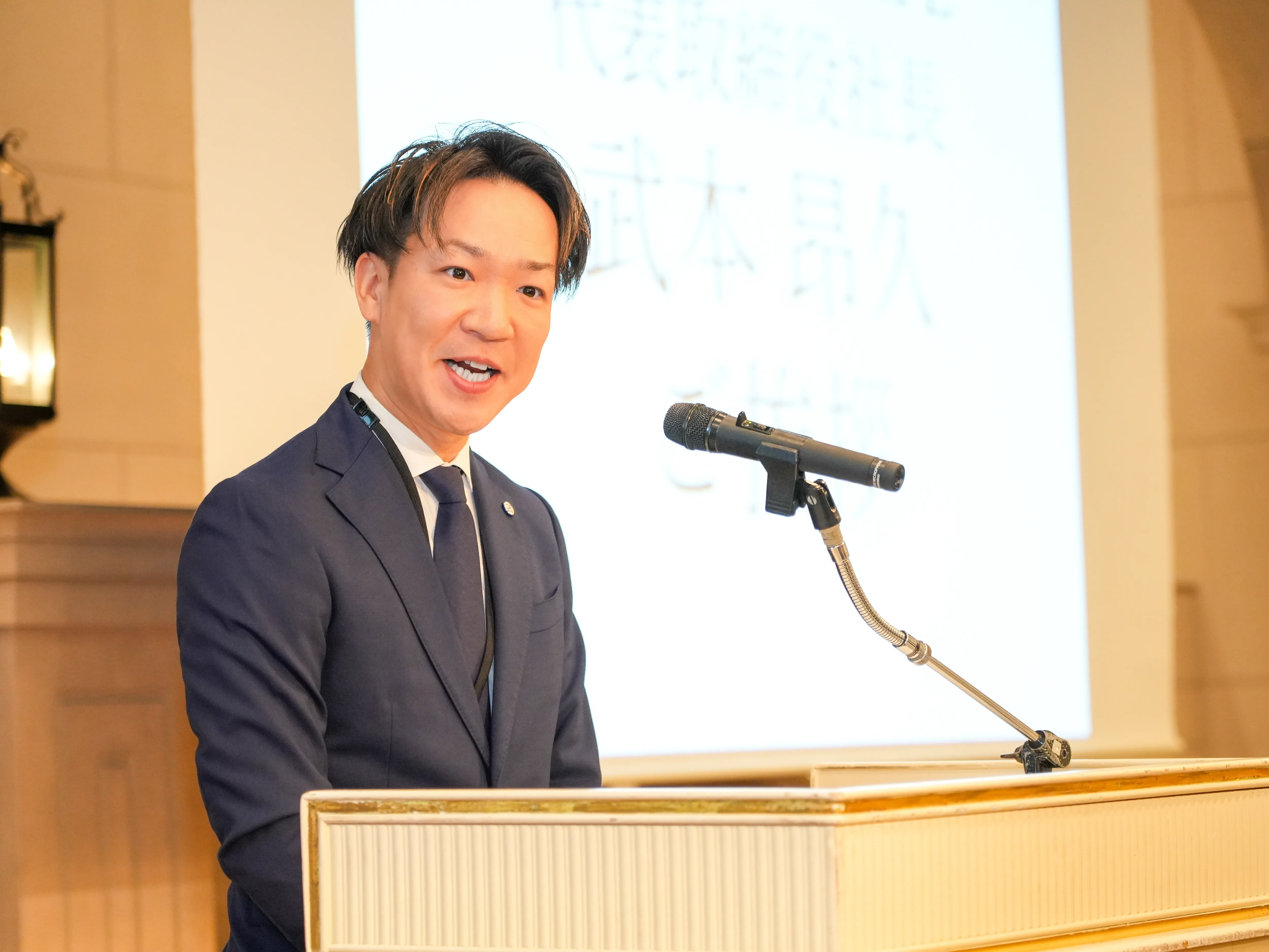株式会社RELIFE様 パーティー撮影｜歓談シーン