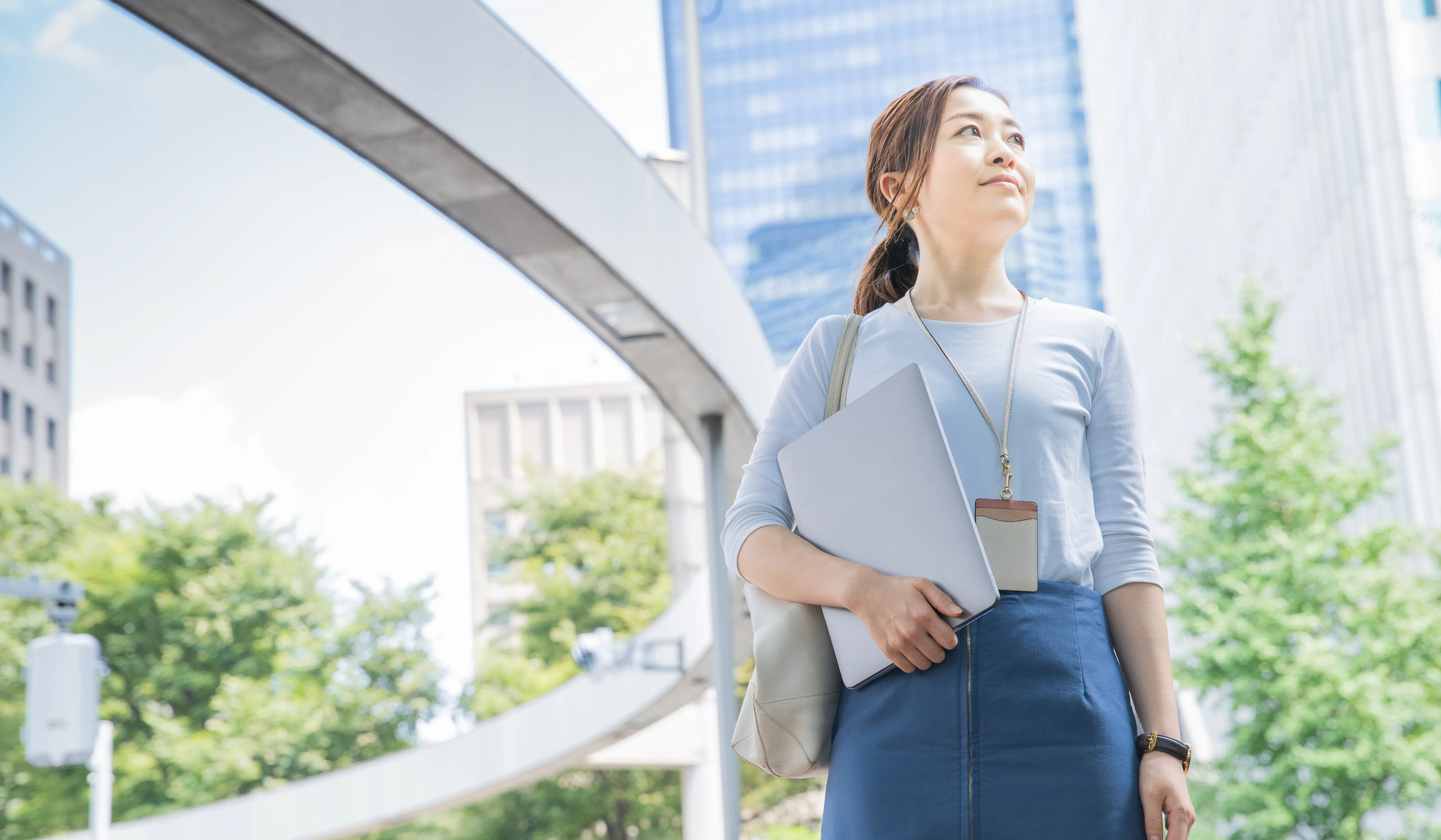採用サイト・求人媒体用の写真撮影で使用するビジネス人物写真